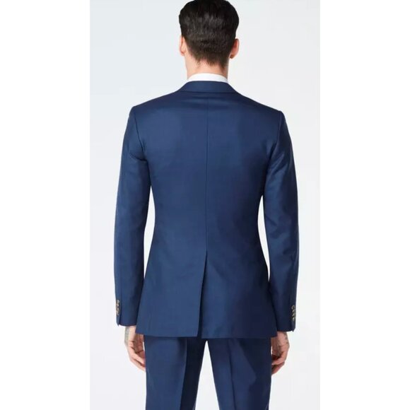 Navy Blue Suit (size 32") - Indochino - men - Picture 3 of 10